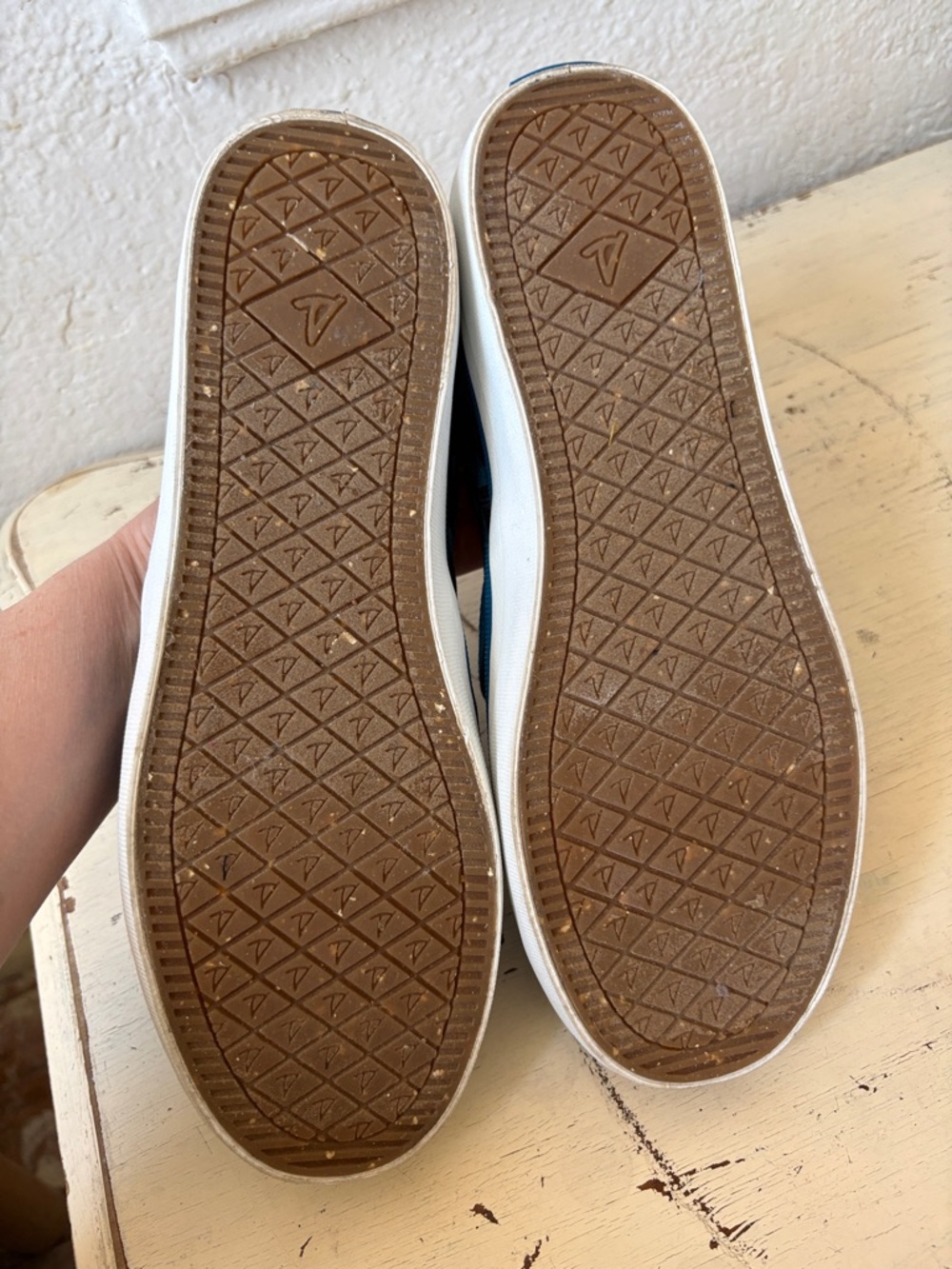 ๐ฆEUC Sperry Blue Slip-On Seacycled Tropical Lobster Print Sneakers Loafers 8.5M - Picture 9 of 9